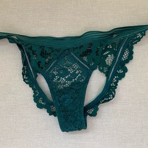 VS Overt lace panty with open back detail